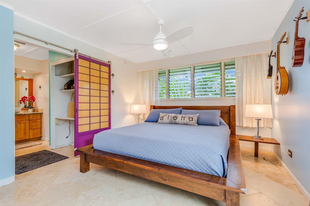 Photo of Bedroom in Waialua