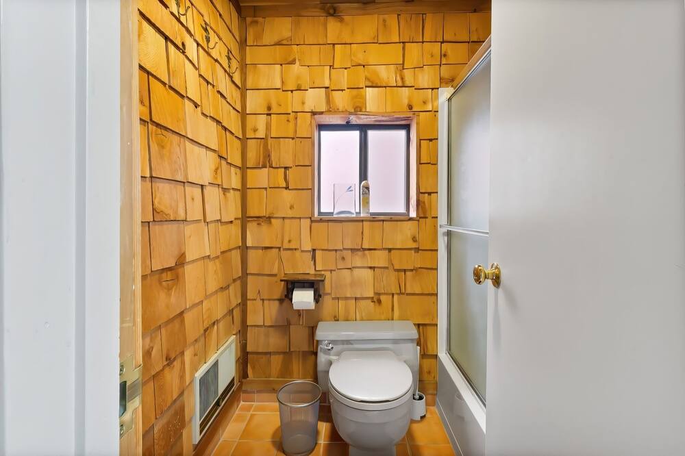 Photo of Bathroom in Bear Valley