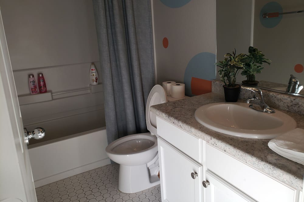 Photo of Bathroom in Rhodes Ranch
