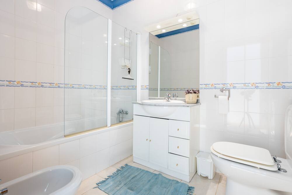 Photo of Bathroom in Porto de Mos
