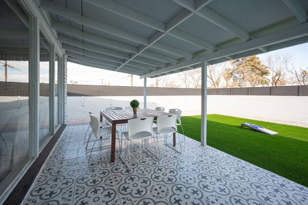 Photo of Patio Balcony in Gateway District
