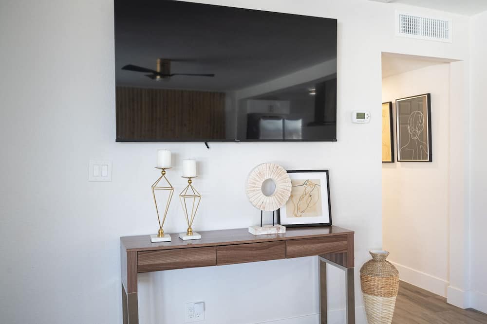 Photo of Bedroom in Gateway District