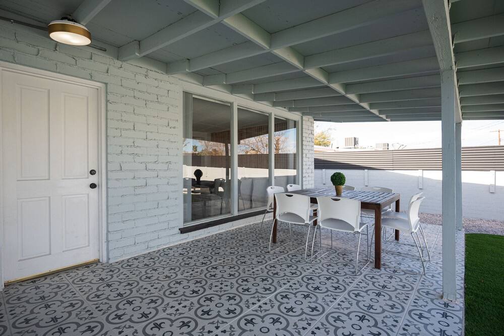 Photo of Patio Balcony in Gateway District