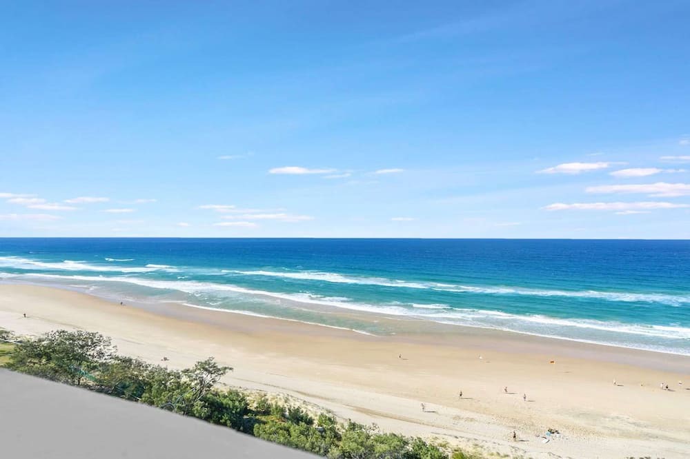Photo of Others in Surfers Paradise