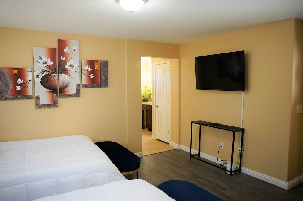 Photo of Bedroom in Nellis Air Force Base