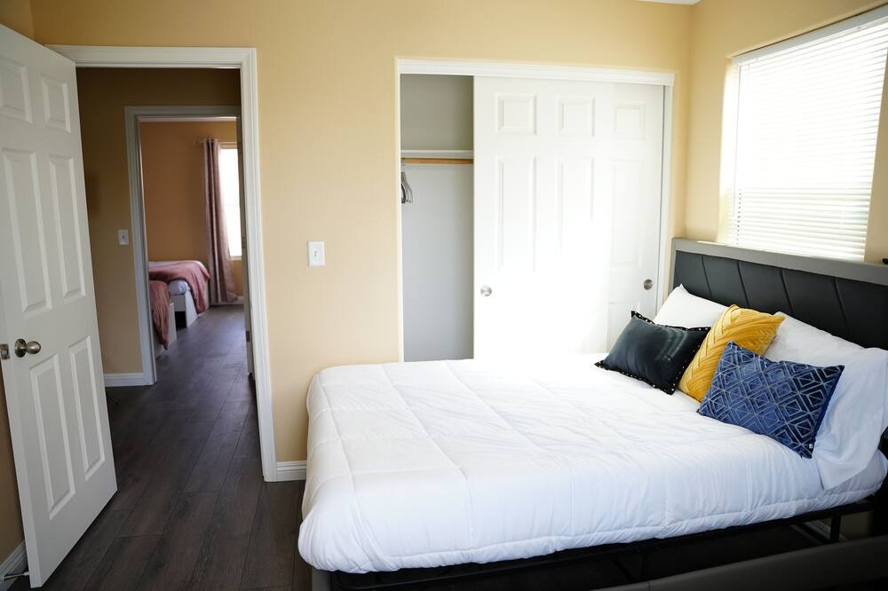 Photo of Bedroom in Nellis Air Force Base
