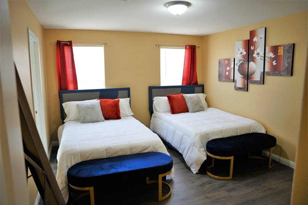 Photo of Bedroom in Nellis Air Force Base