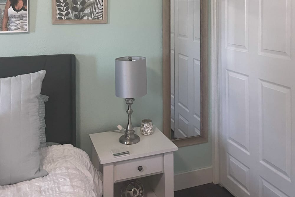 Photo of Bedroom in Tulare
