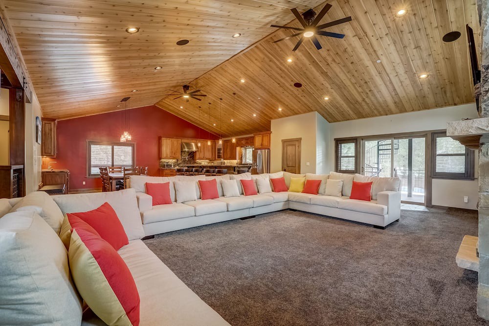 Photo of Livingroom in Tahoe Paradise