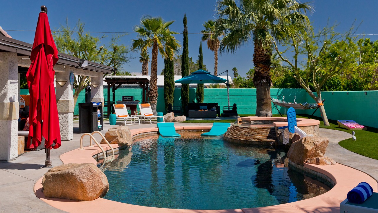 Photo of Outdoor in Racquet Club South