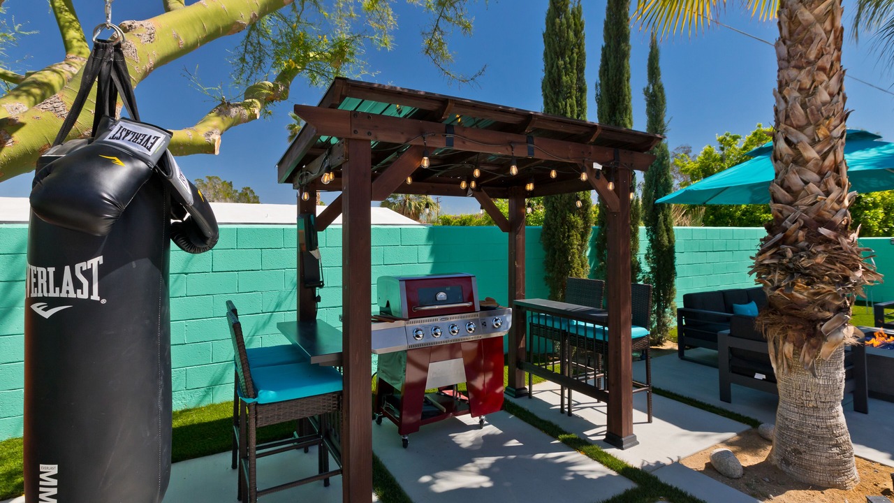 Photo of Outdoor in Racquet Club South