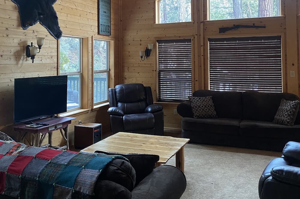 Photo of Livingroom in Posey