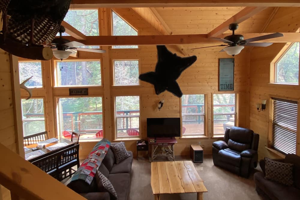 Photo of Livingroom in Posey