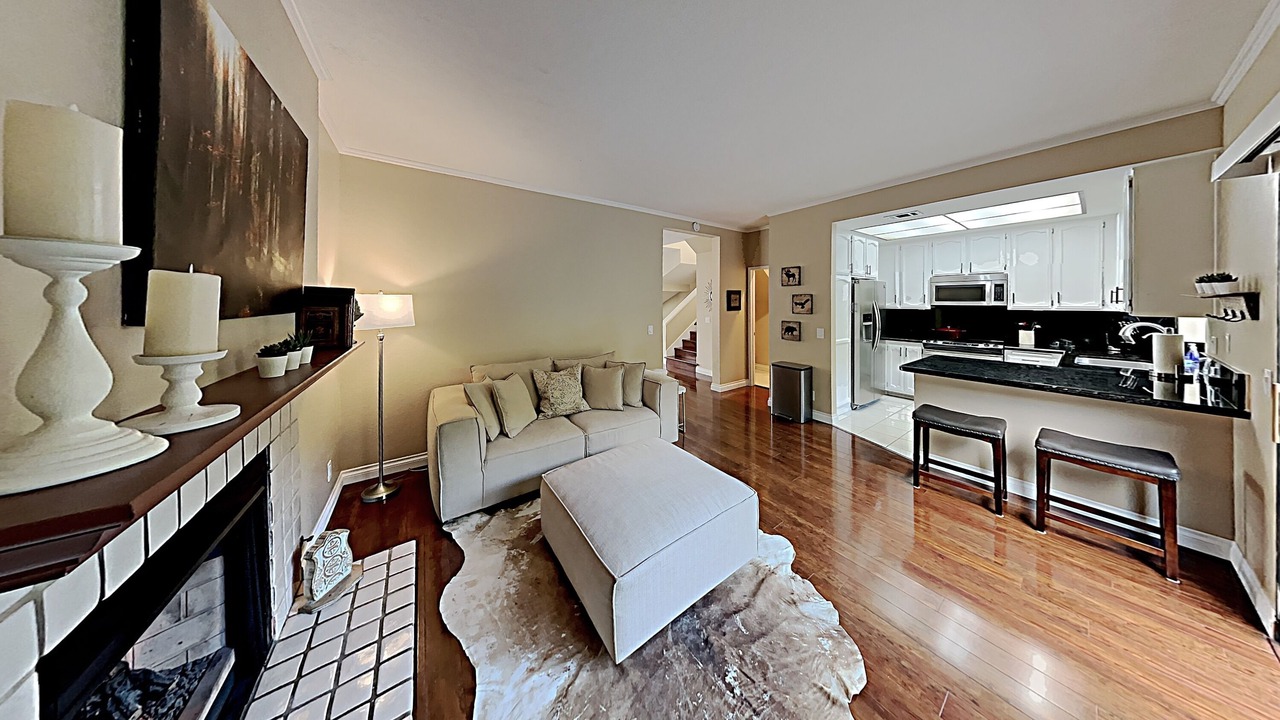 Photo of Livingroom in Tierrasanta
