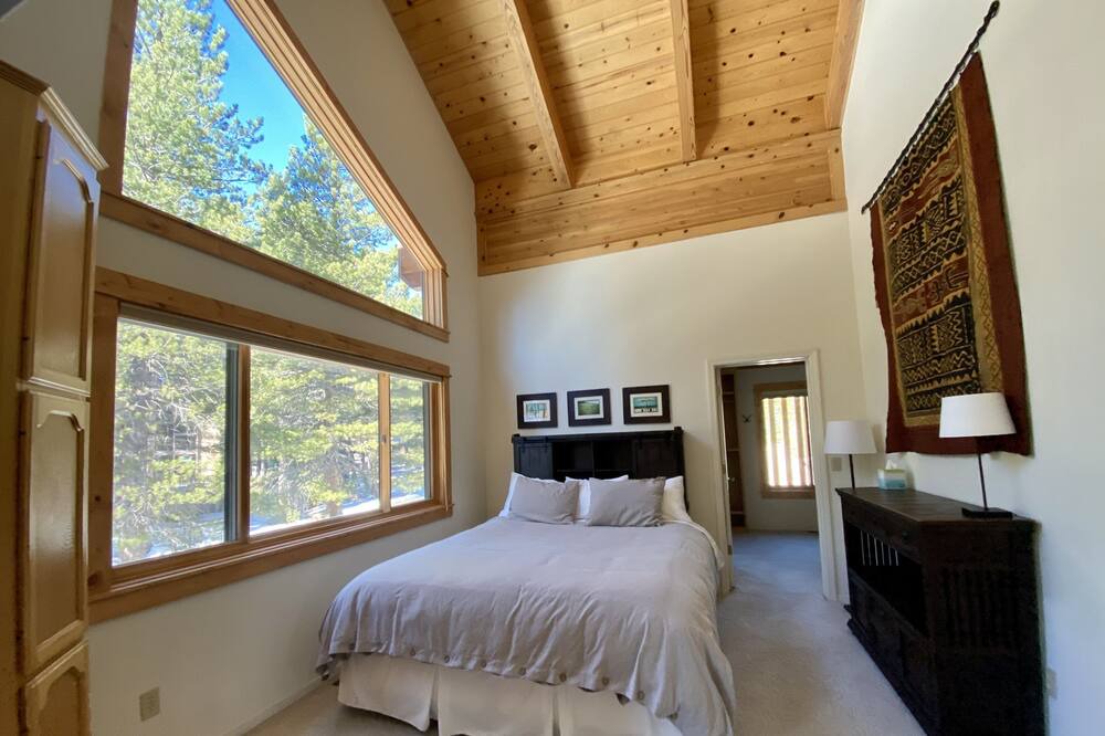 Photo of Bedroom in Bear Valley