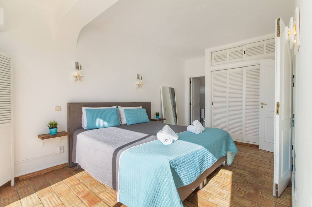 Photo of Bedroom in Mato Serrao