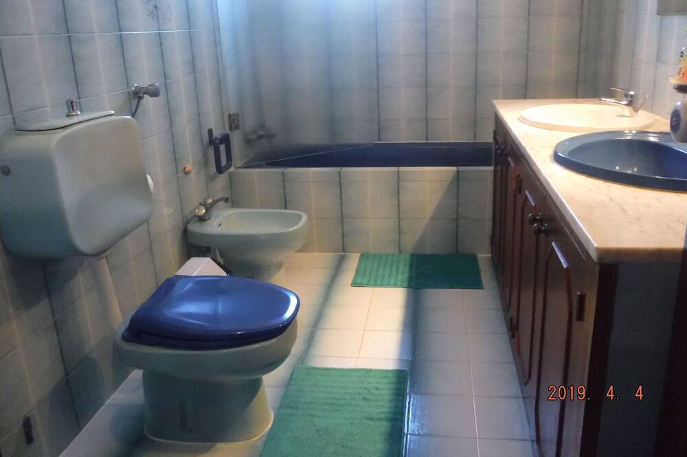 Photo of Bathroom in Barao de Sao Miguel