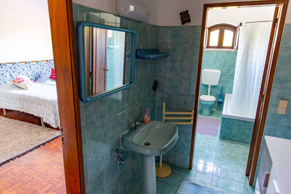 Photo of Bathroom in Barao de Sao Miguel