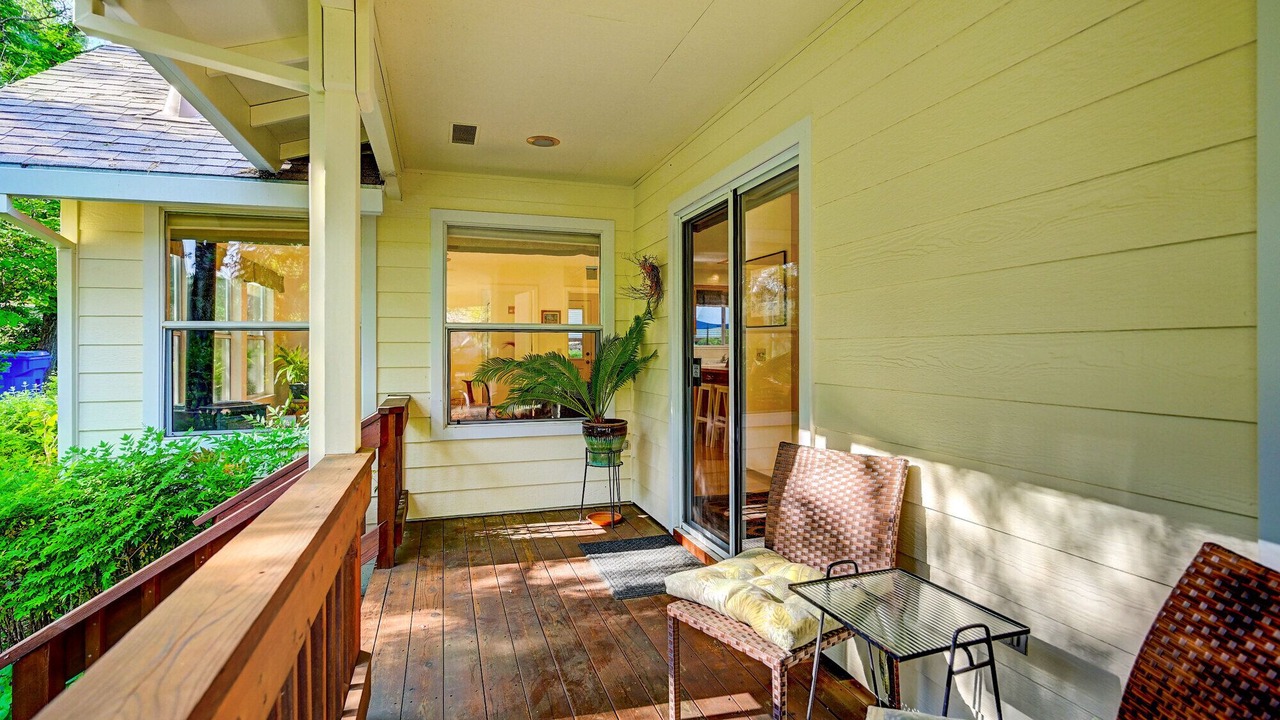 Photo of Patio Balcony in Murphys