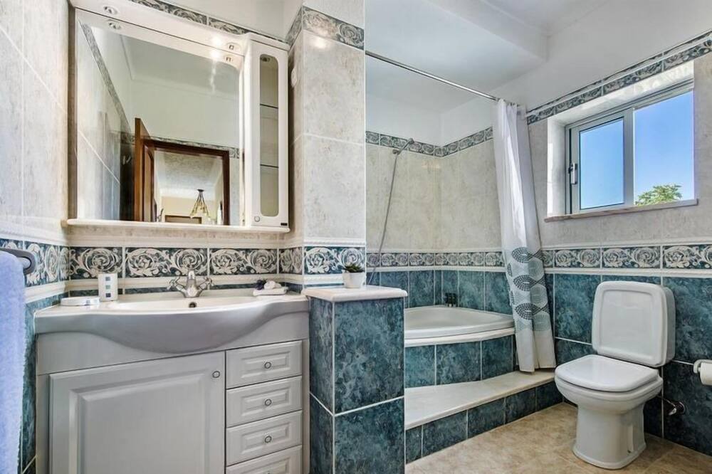 Photo of Bathroom in Vale de Parra