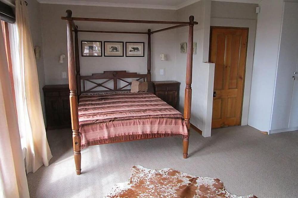 Photo of Bedroom in Wavecrest
