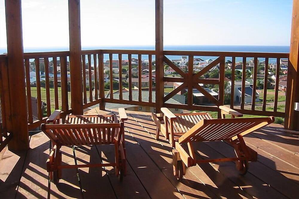 Photo of Patio Balcony in Wavecrest