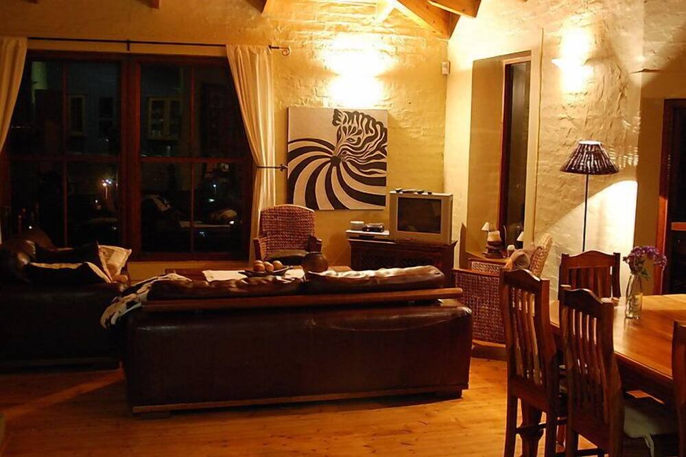 Photo of Livingroom in Wavecrest