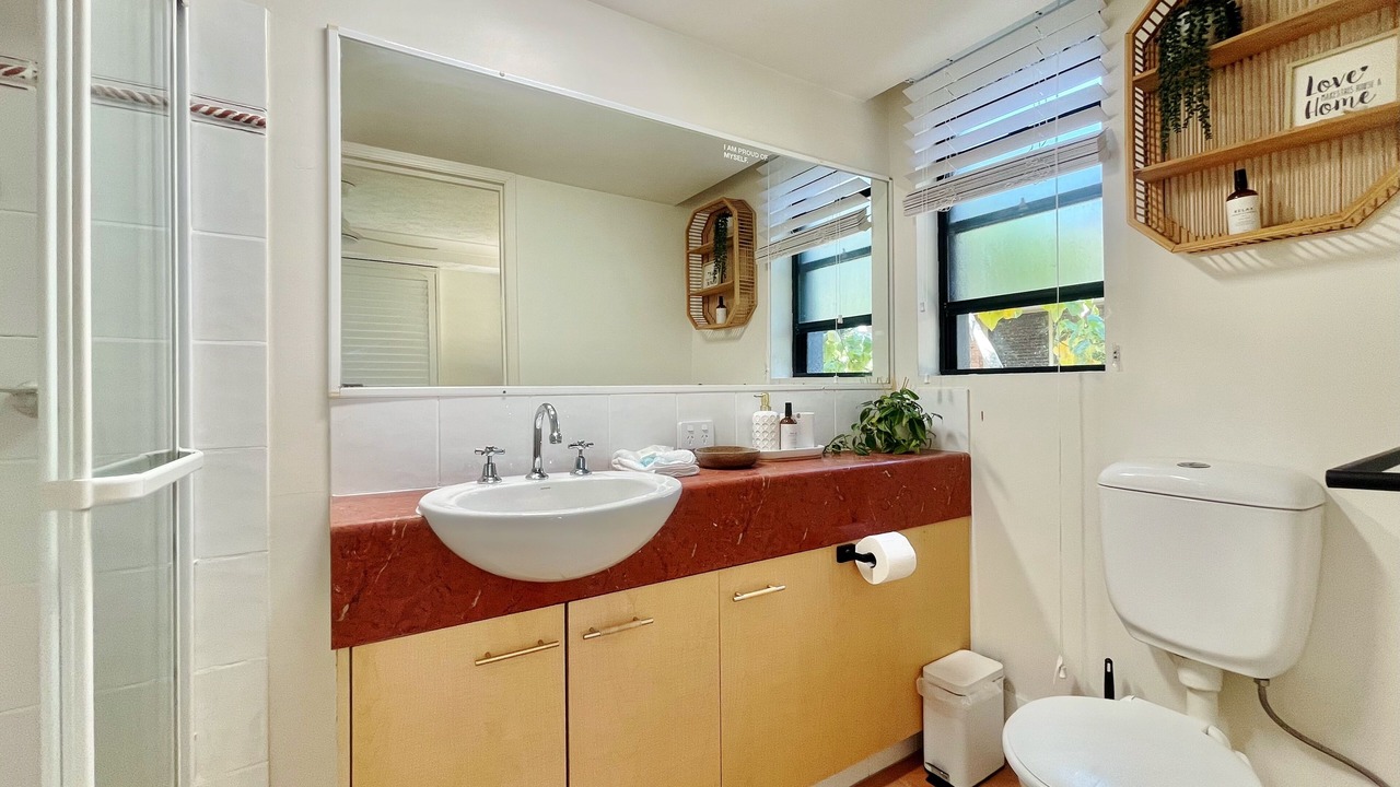 Photo of Bathroom in Mermaid Beach