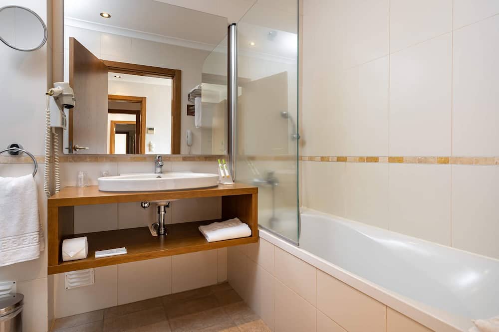 Photo of Bathroom in Palmela