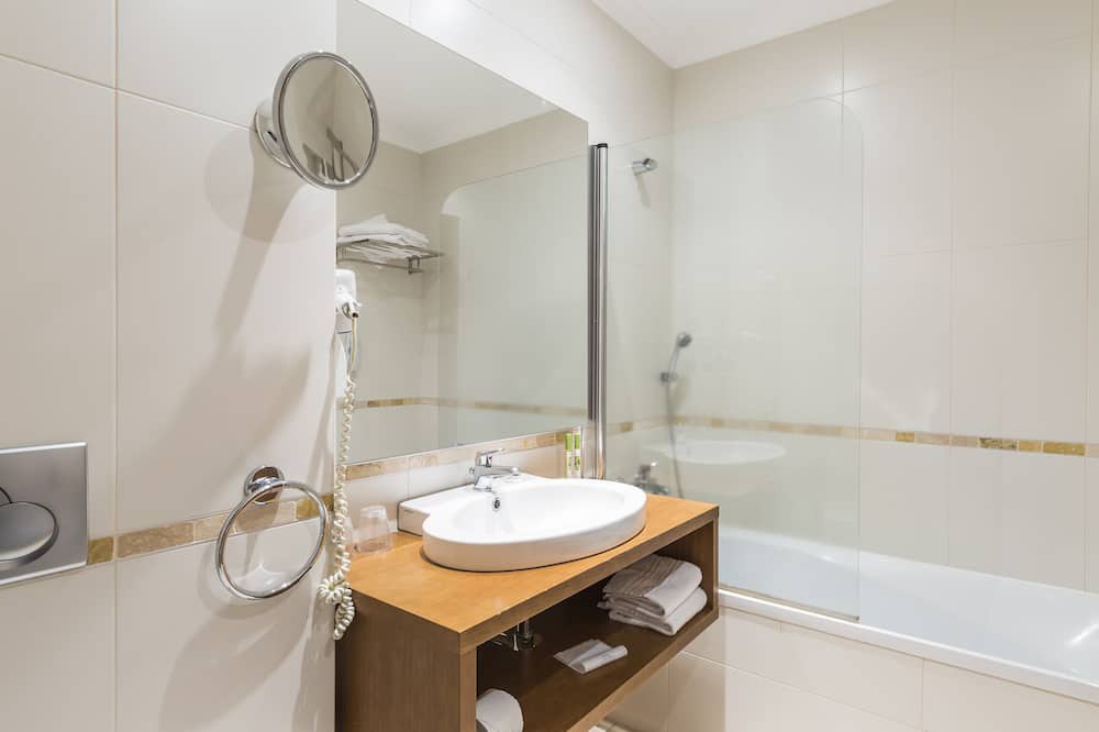Photo of Bathroom in Palmela