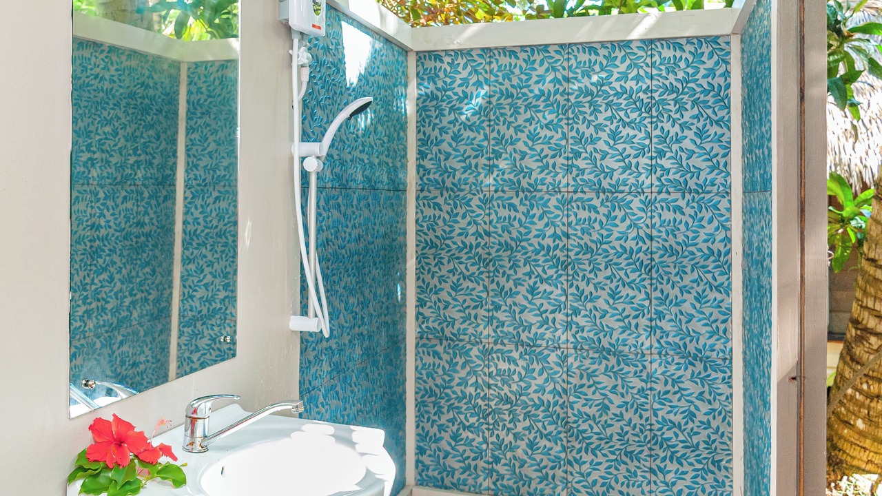 Photo of Bathroom in Robinson Crusoe Island