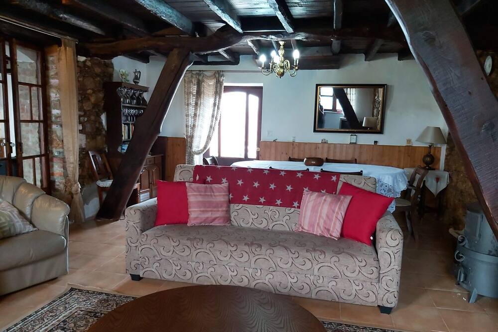 Photo of Livingroom in Arganil