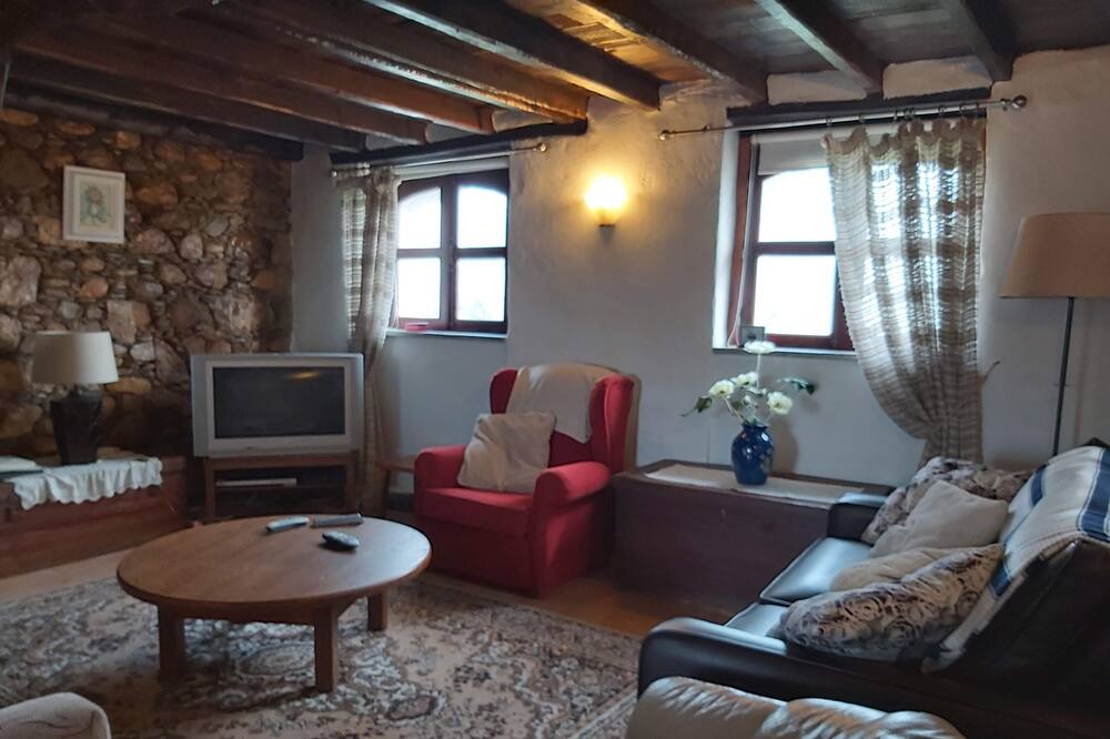 Photo of Livingroom in Arganil