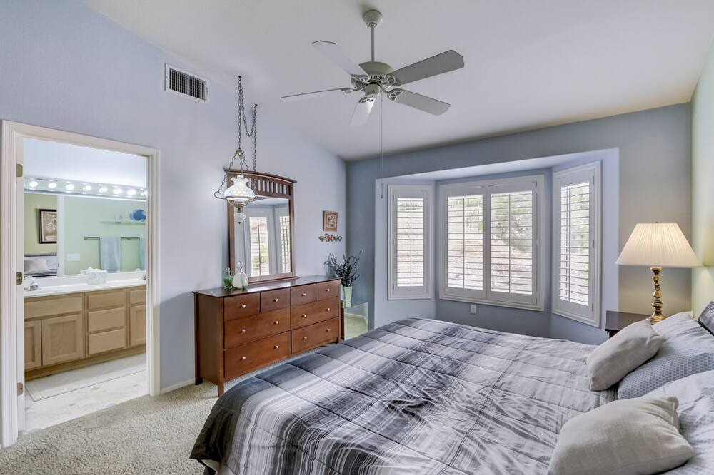 Photo of Bedroom in Summerlin