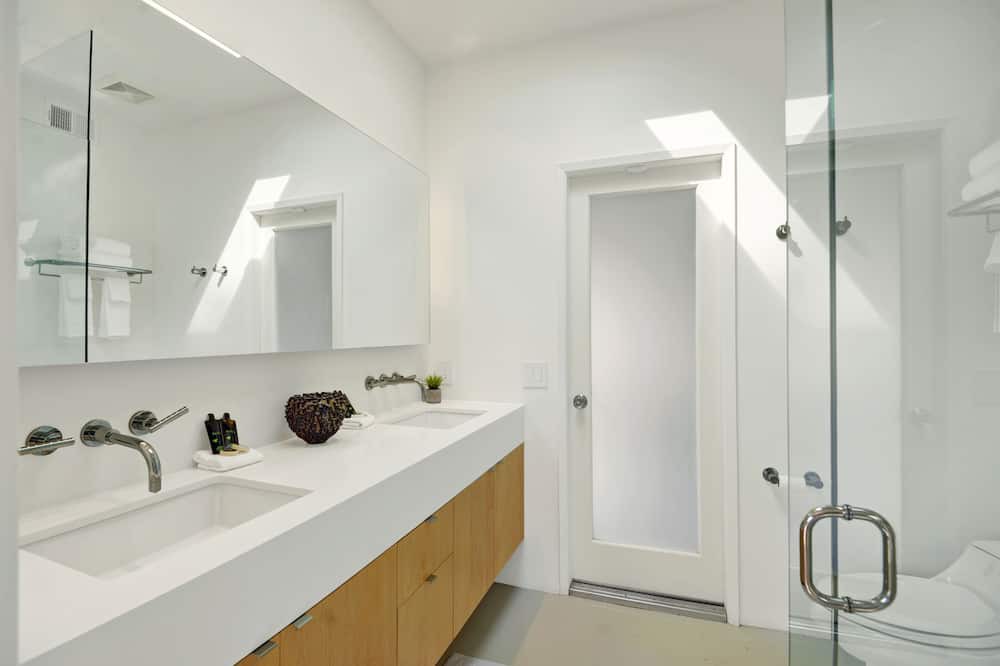 Photo of Bathroom in Deep Well Ranch