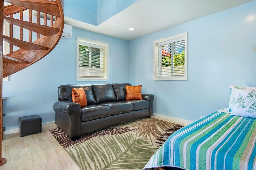 Photo of Bedroom in Waialua
