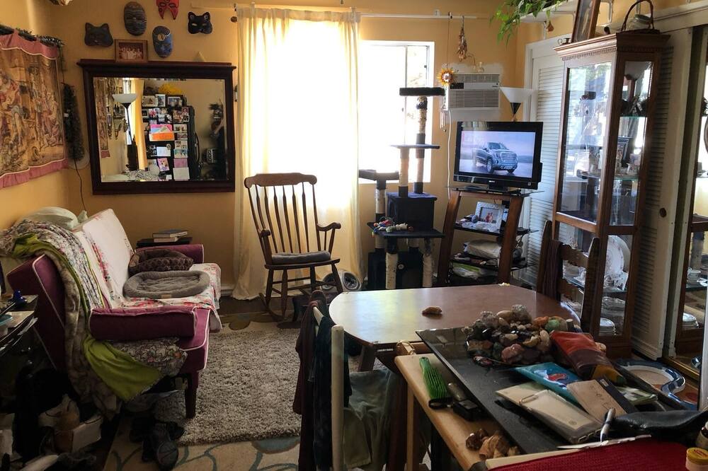 Photo of Bedroom in College East