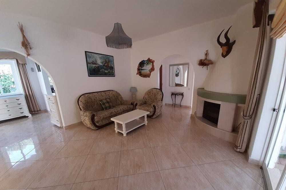 Photo of Livingroom in Santo Estevao