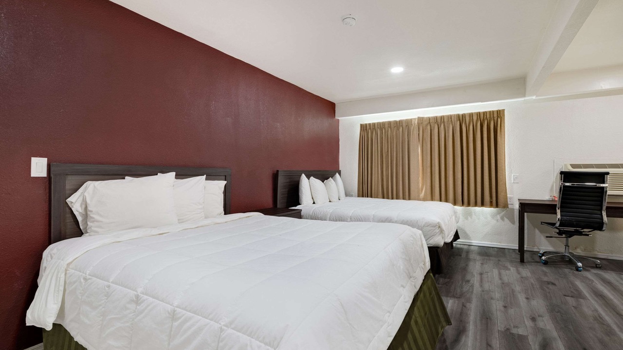 Photo of Bedroom in Needles