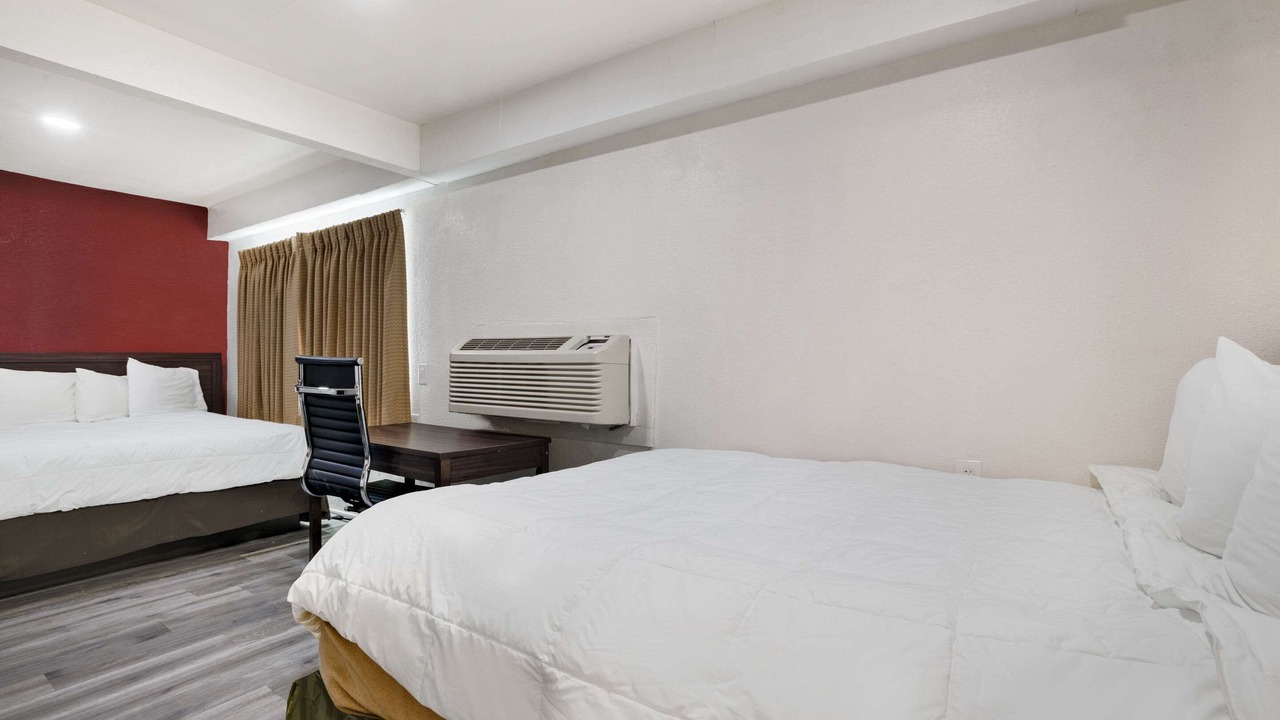 Photo of Bedroom in Needles