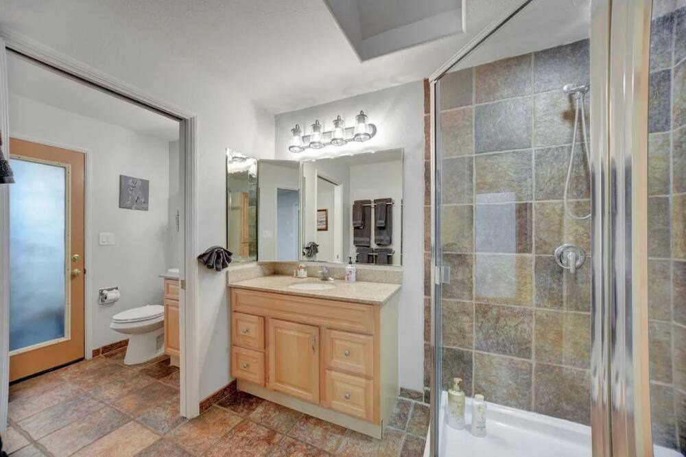 Photo of Bathroom in Ramona