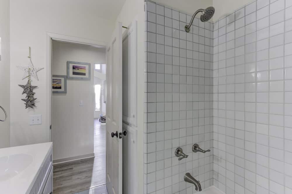 Photo of Bathroom in Gualala
