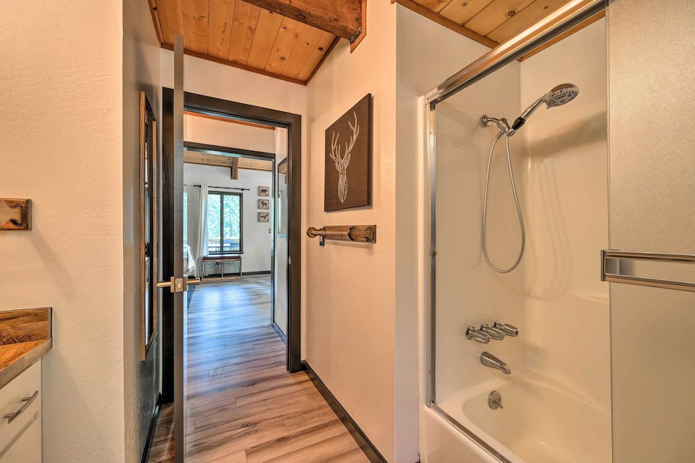 Photo of Bathroom in Arnold