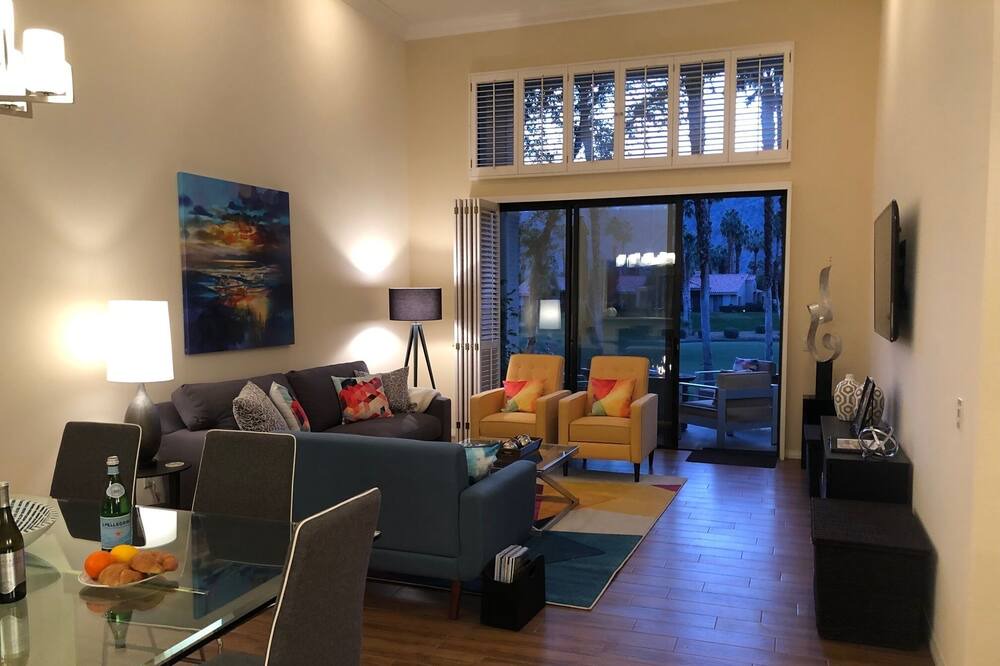 Photo of Bedroom in La Quinta