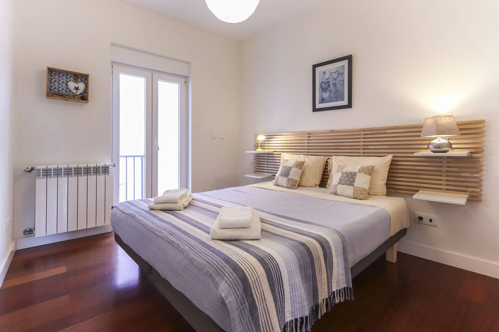 Photo of Bedroom in Lisbon Old Town