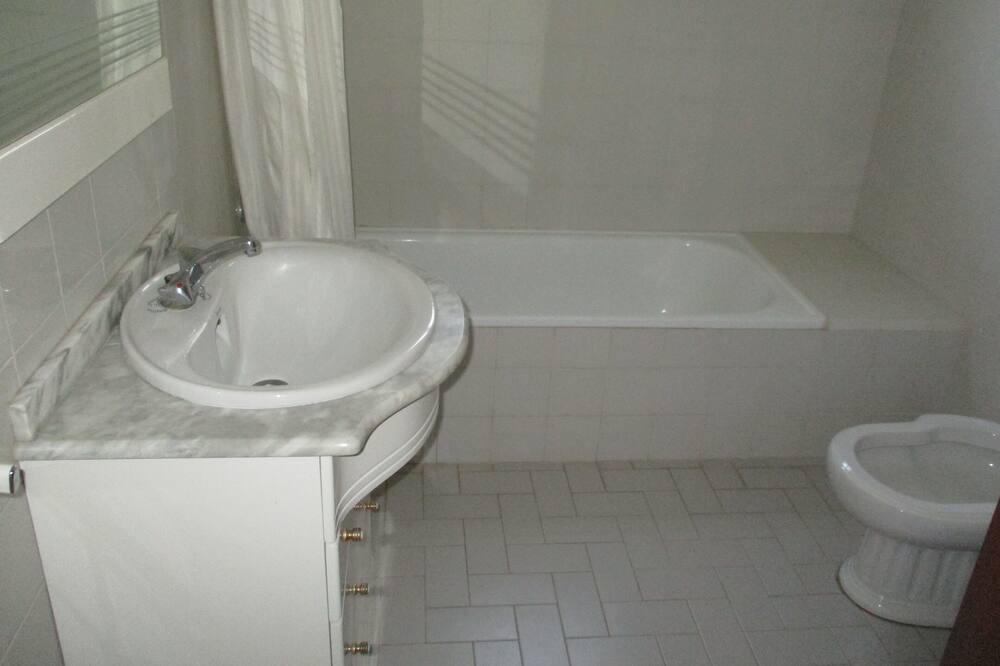 Photo of Bathroom in Boliqueime