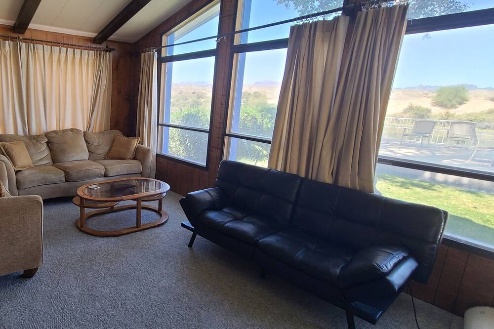 Photo of Livingroom in Bluewater