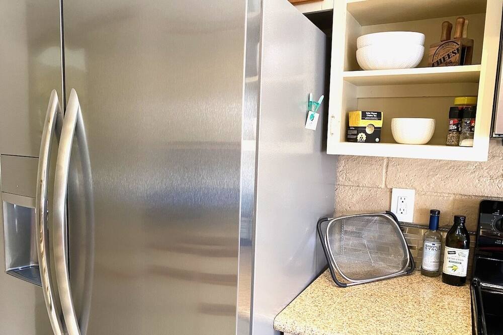 Photo of Kitchen in Cathedral City