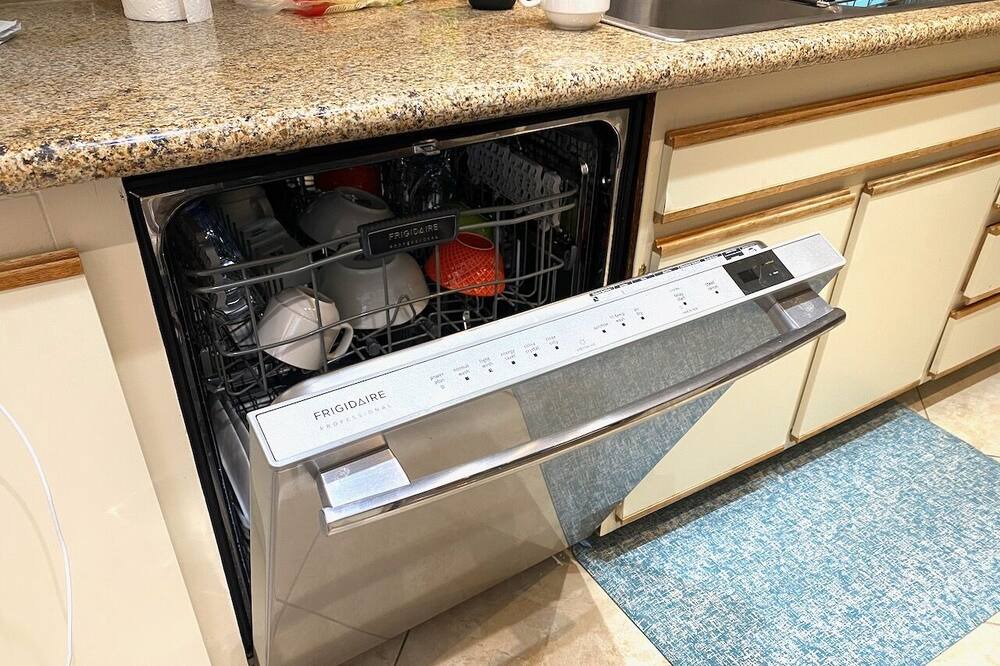 Photo of Kitchen in Cathedral City