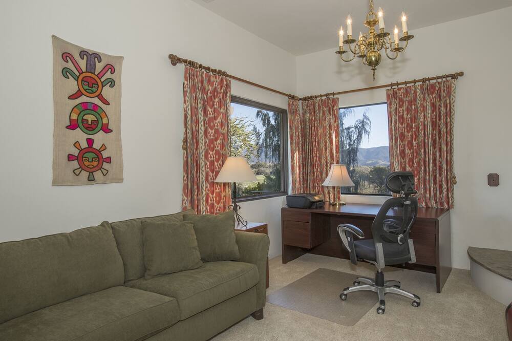 Photo of Livingroom in Santa Ynez